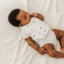 Load image into Gallery viewer, Berry bloom - Bib