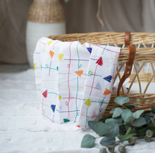Load image into Gallery viewer, Little glider - Muslin swaddle
